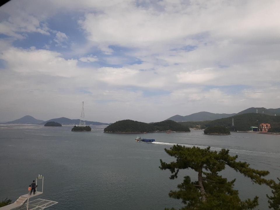 Tongyeong Bridge Hotel Exterior photo